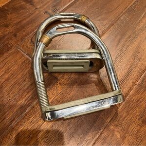 Footsaver safety stirrips